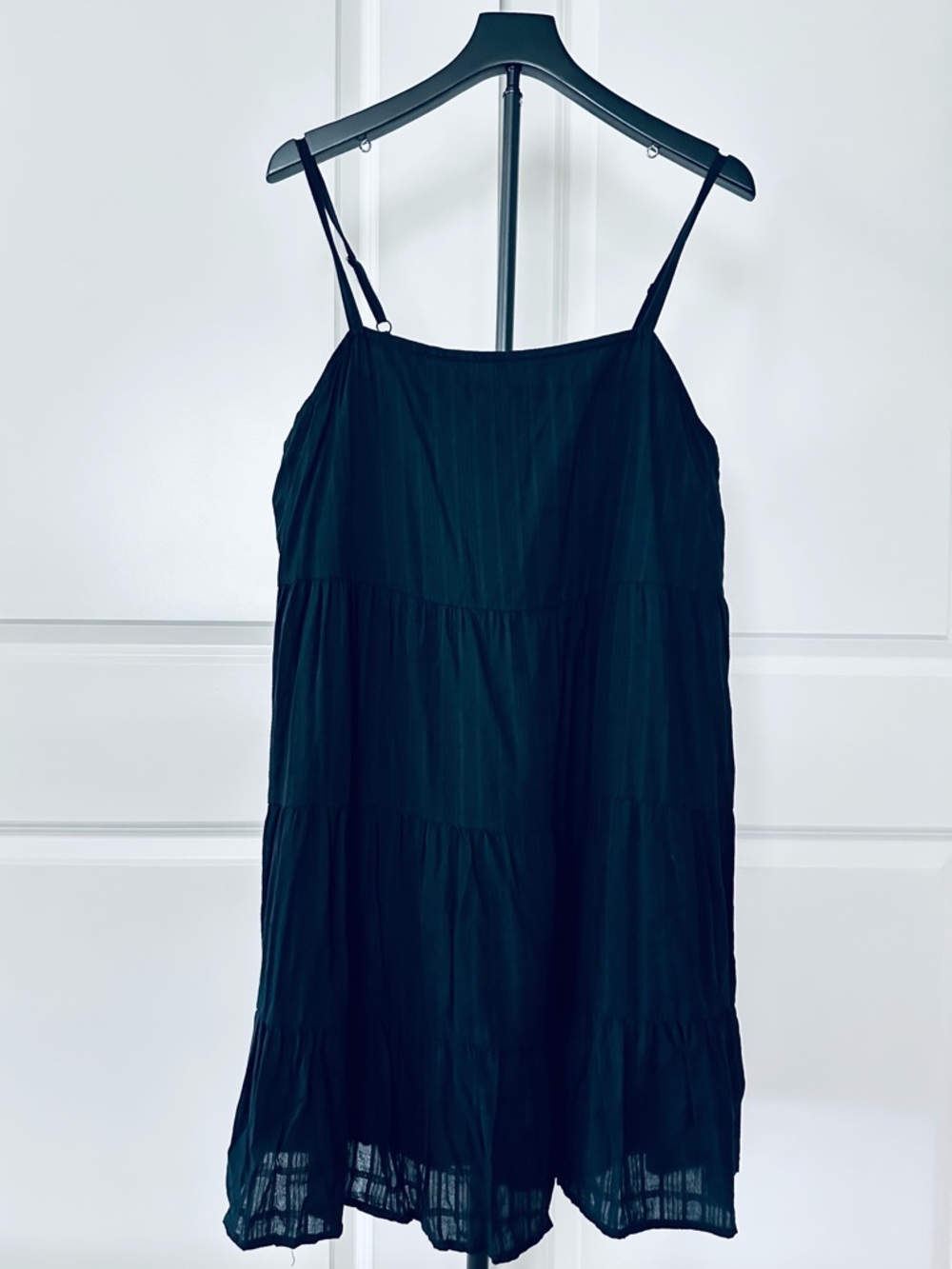 Women’s Old Navy Spaghetti Strap Black Striped Tiered Dress Size XL